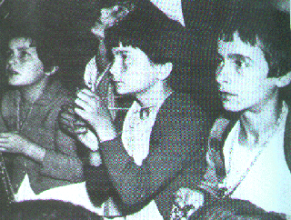 Children in ecstasy during an apparition